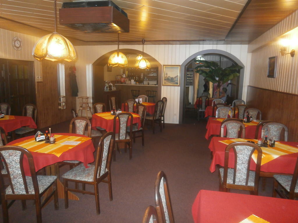 Hotel Fogl Nová Bystřice Extérieur photo