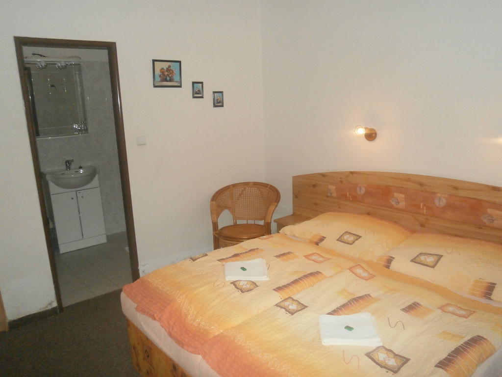 Hotel Fogl Nová Bystřice Chambre photo