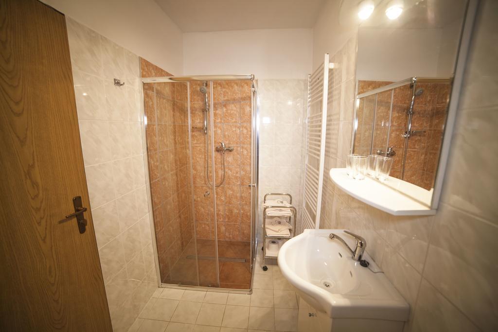 Hotel Fogl Nová Bystřice Extérieur photo